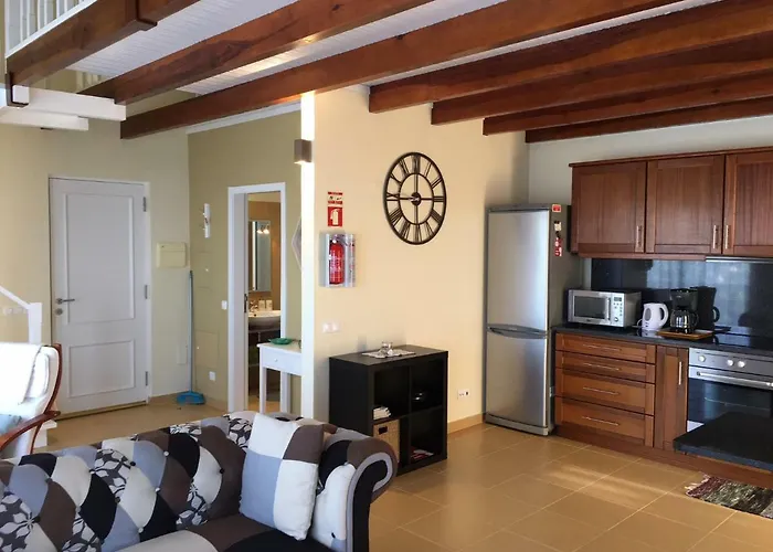 Atlantis Tatil Evi *