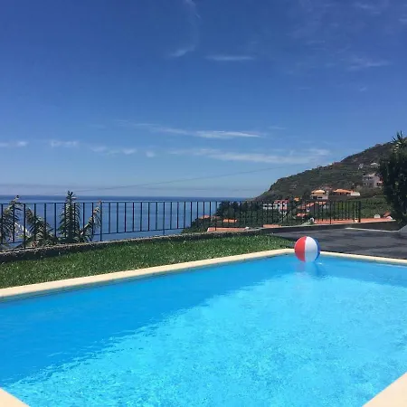 Atlantis Дом отдыха Кальета